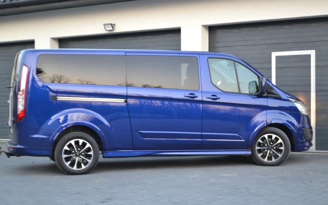 Ford Tourneo Custom cena 81500 przebieg: 207000, rok produkcji 2018 z Bełżyce małe 704